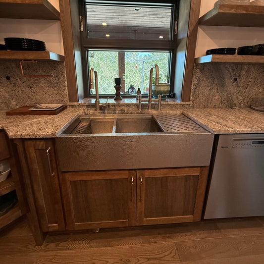 Legacy Farmhouse Sink - Stainless Steel