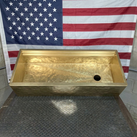 Eclipse Farmhouse Sink - Premium Brass