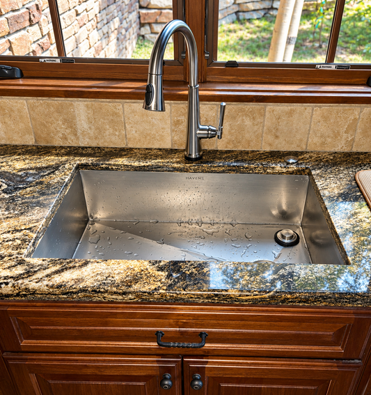 Luxe Stainless steel undermount kitchen sink, Made in USA