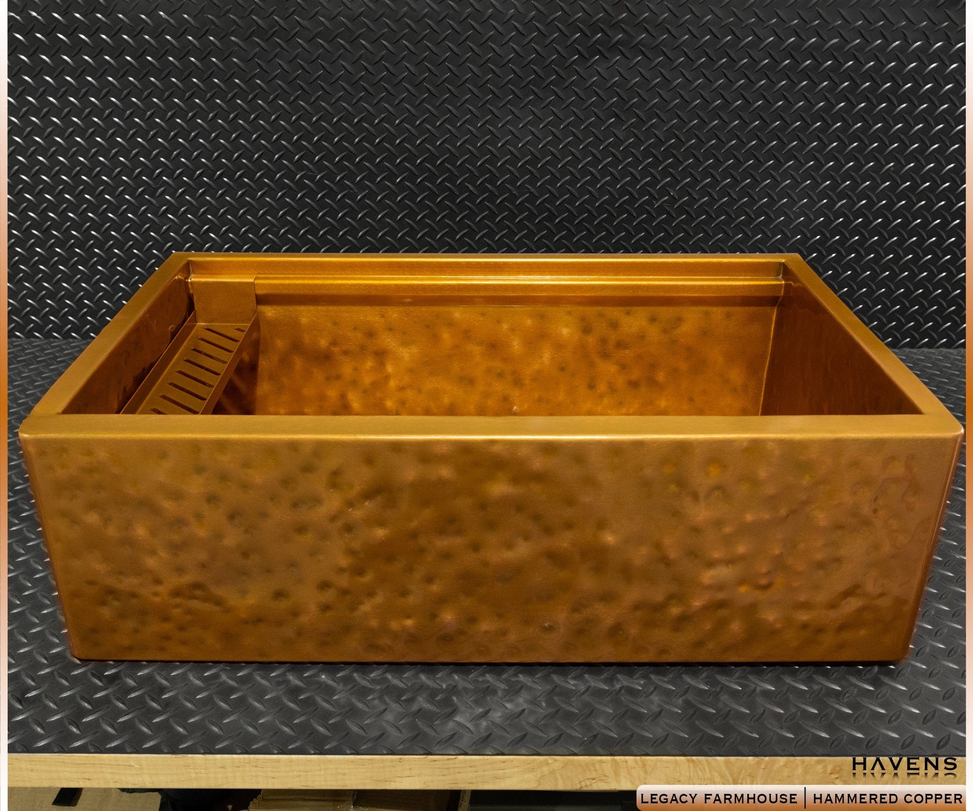 Legacy Farmhouse Sink - Micro-Hammered Copper