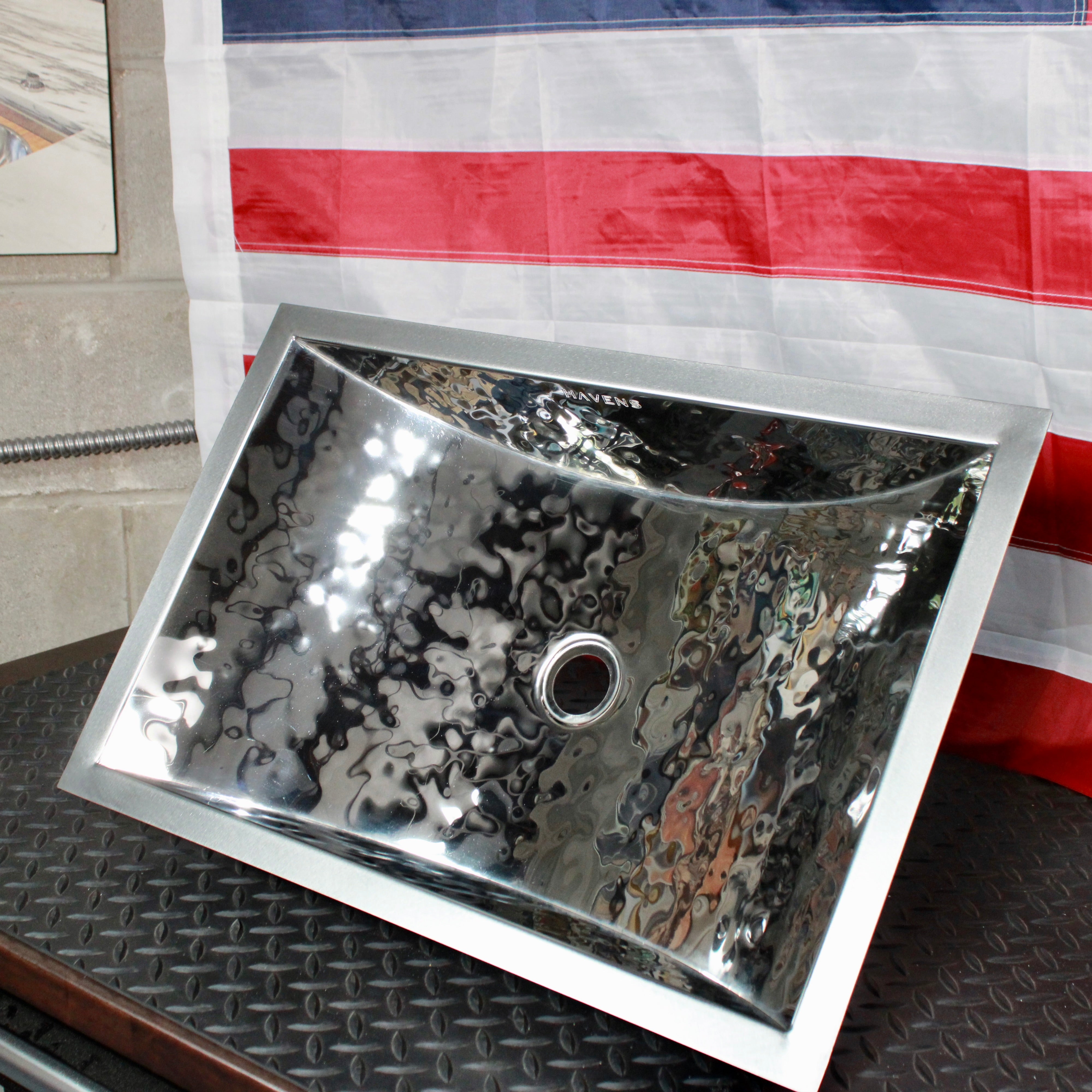 Latus Sink