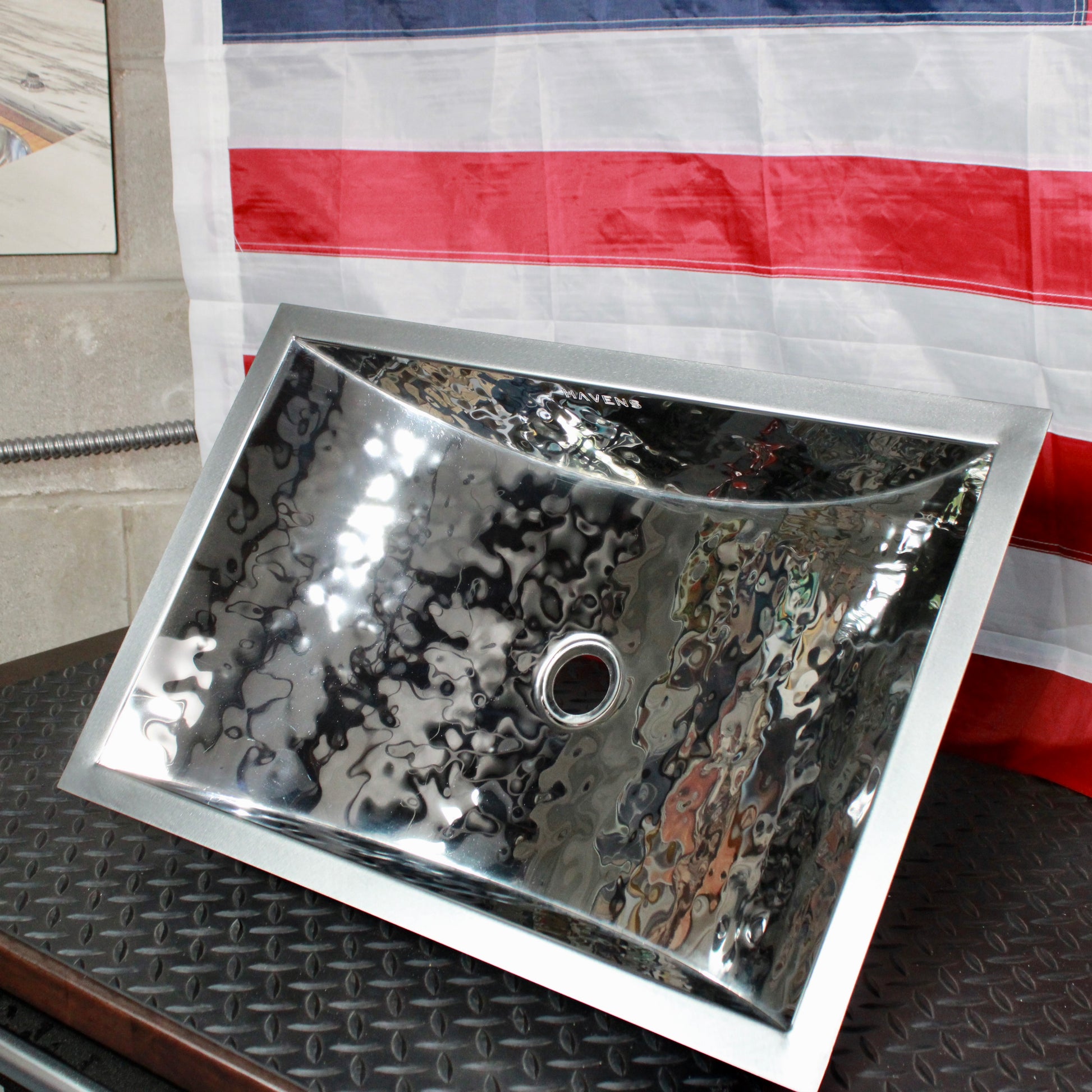 Latus Sink
