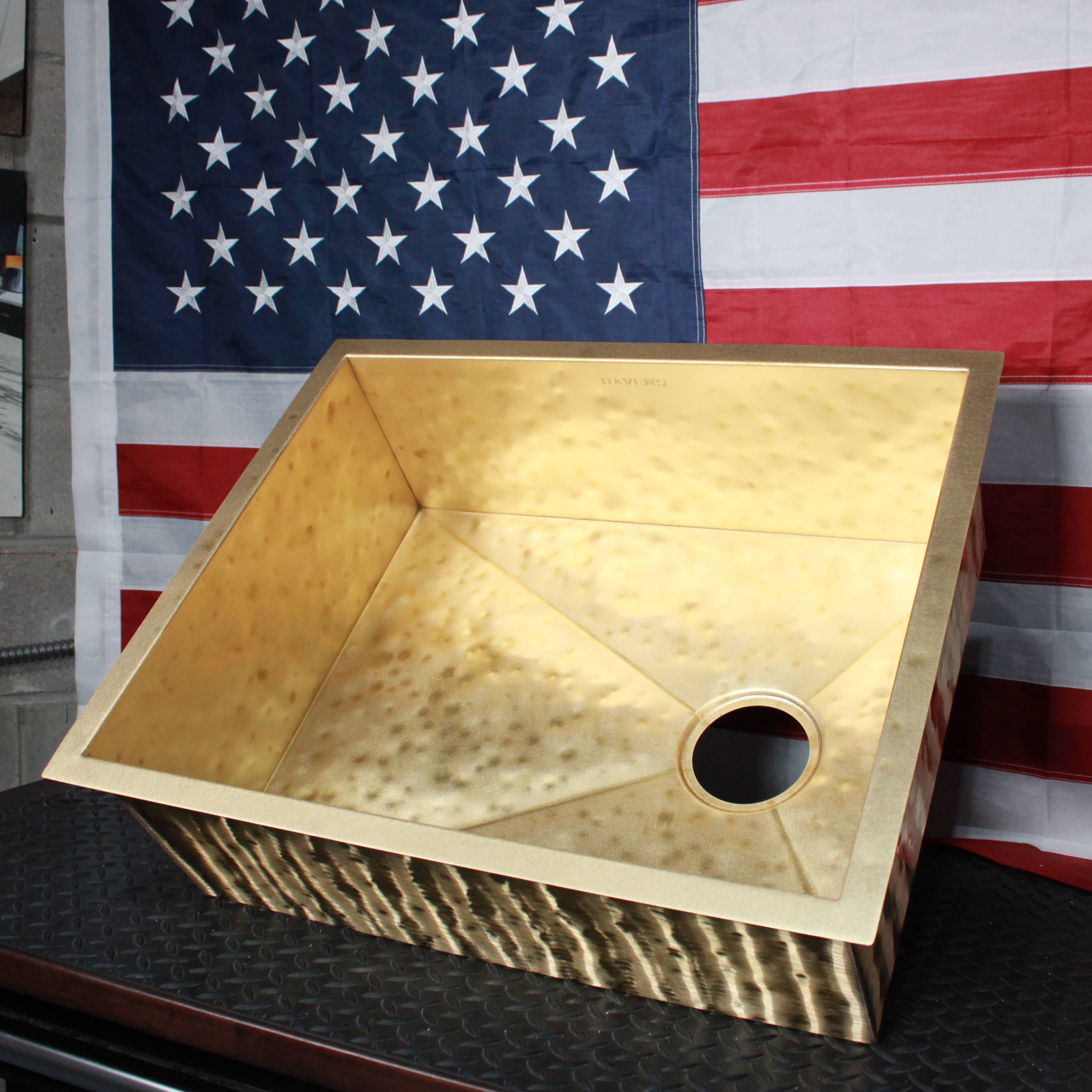㉔ラウンドクロスペンダント 真鍮 Heritage Sink - Premium Brass - Havens | Luxury Metals