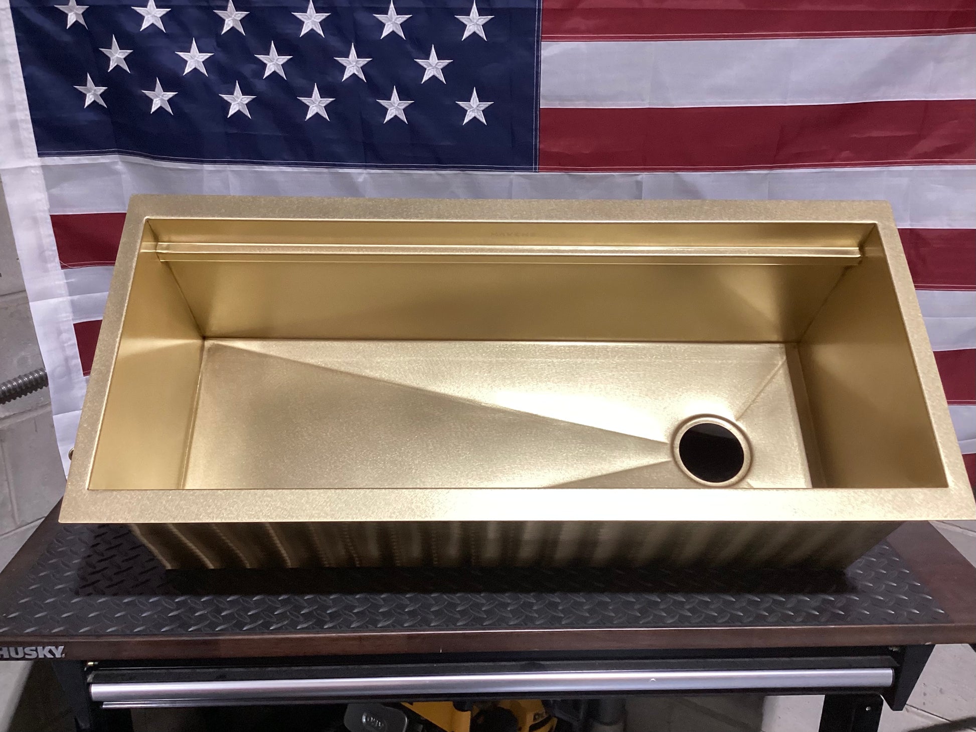 Eclipse Dual-Tier Sink - Premium Brass