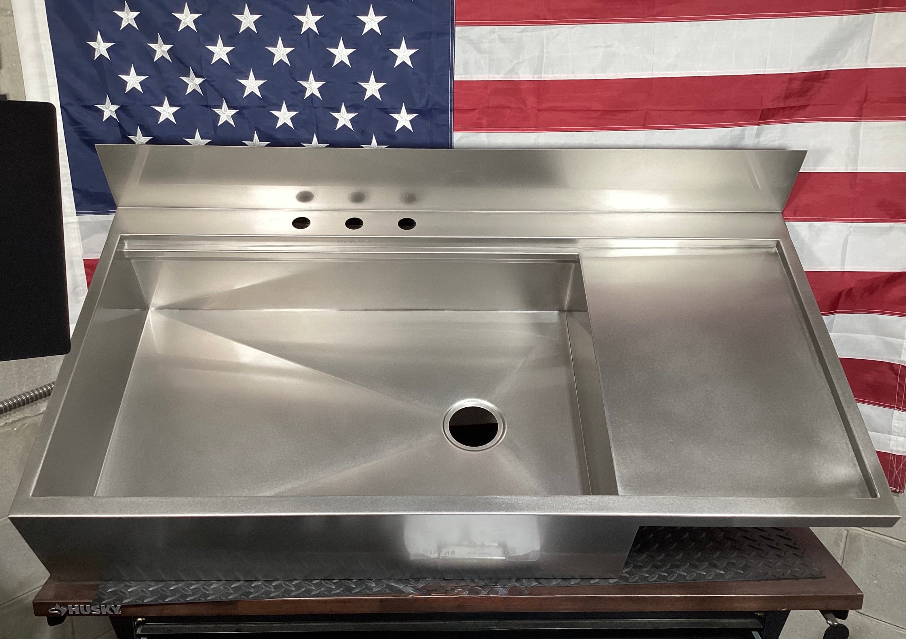Drainboard Farmhouse Sink - Stainless Steel