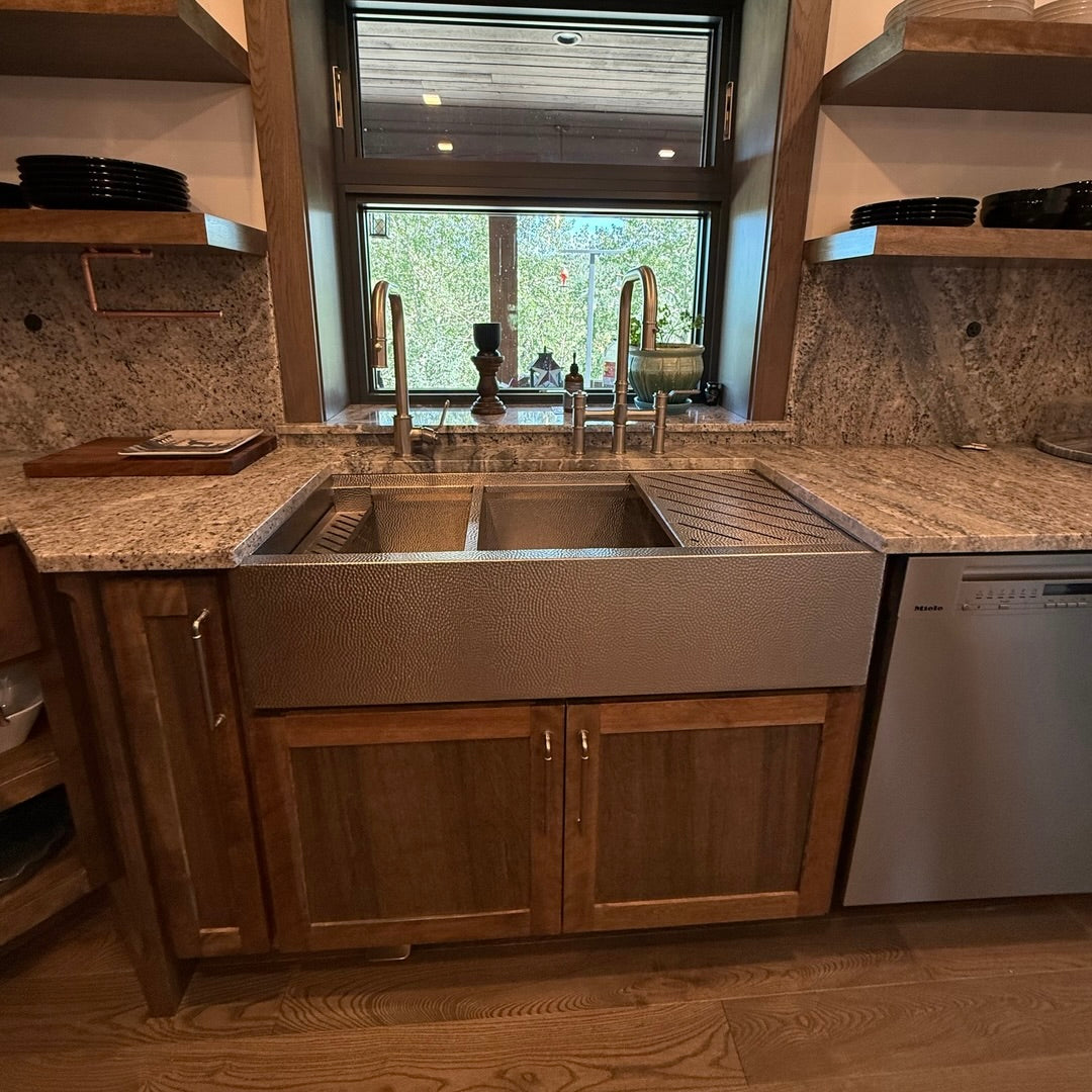 Legacy Farmhouse Sink - Stainless Steel
