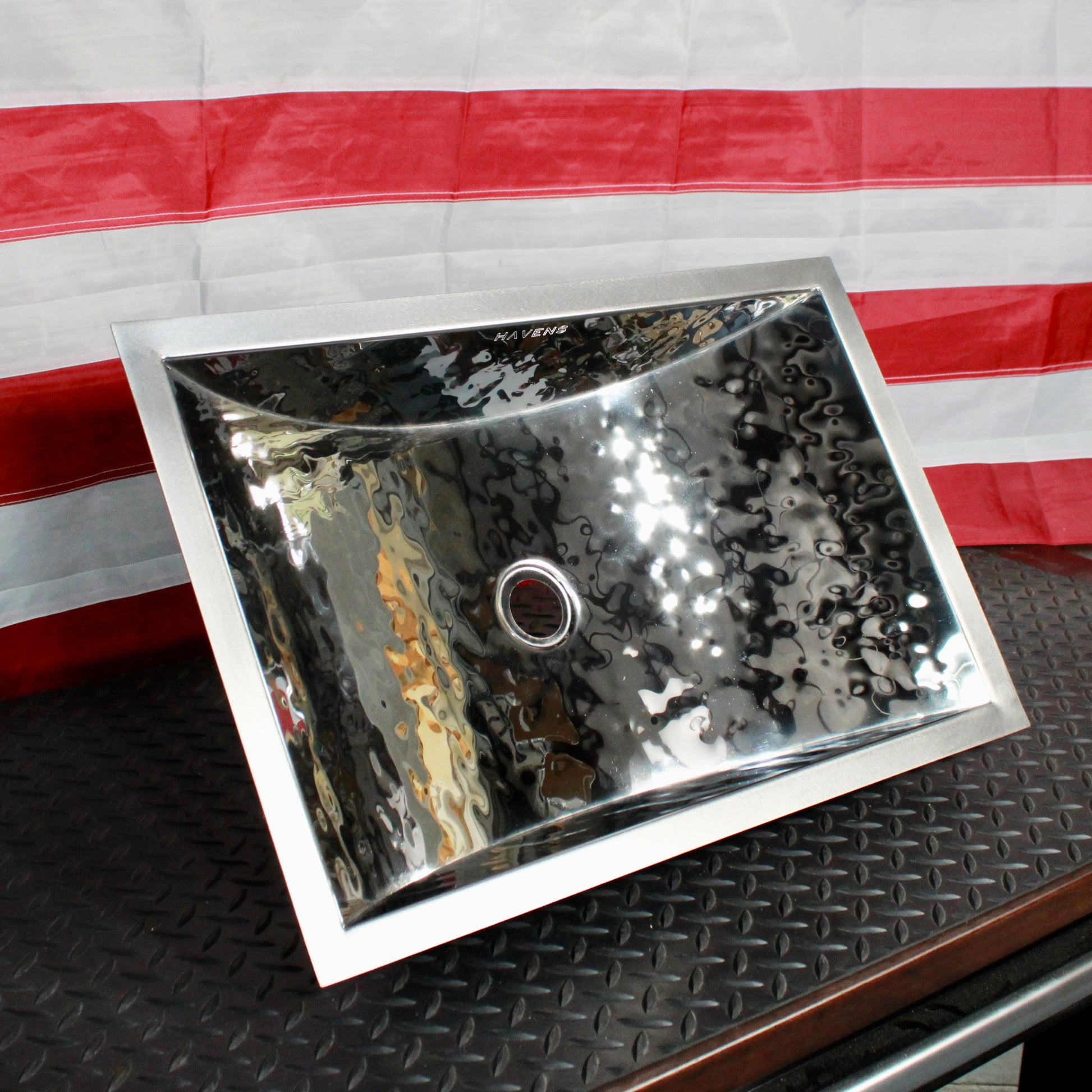 Latus Sink