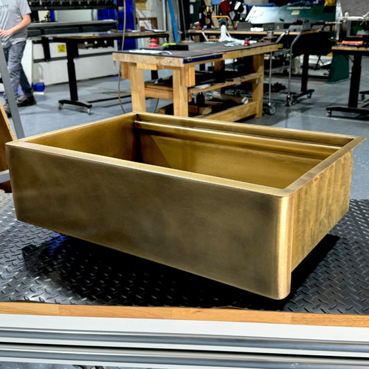Legacy Farmhouse Sink - Premium Brass