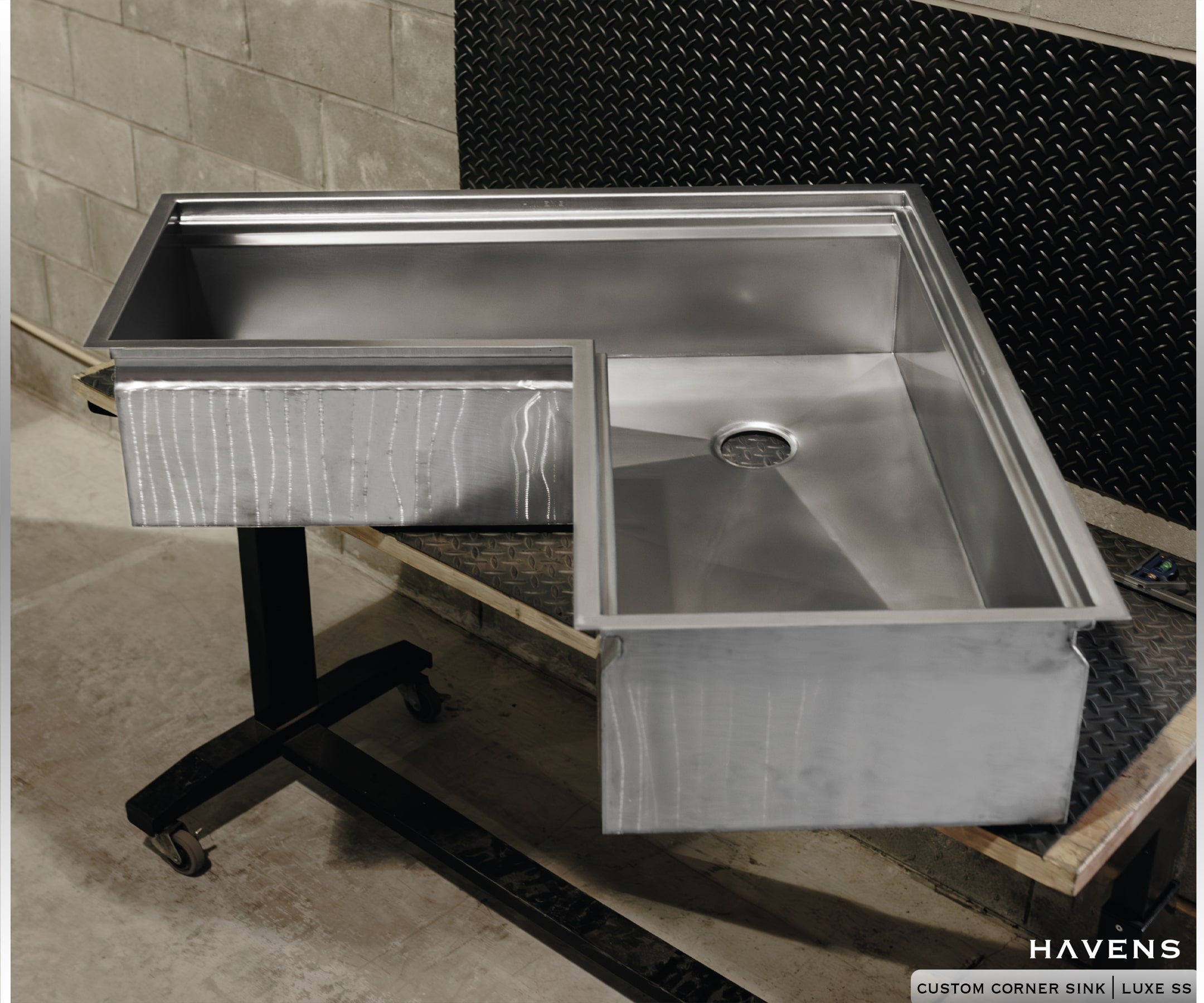 Custom Corner Sink - Stainless - Havens | Luxury Metals