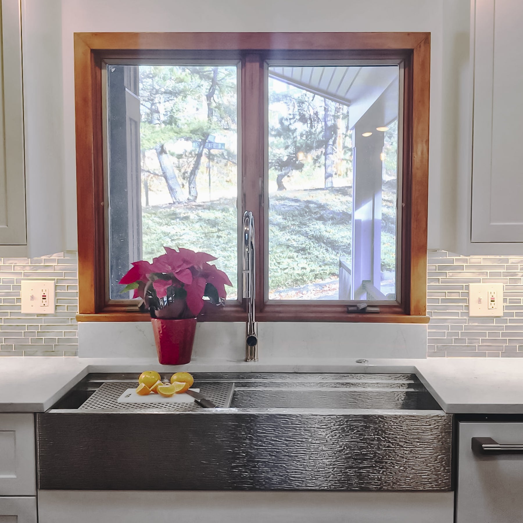 Eclipse Farmhouse Sink - Stainless Steel - Havens | Luxury Metals