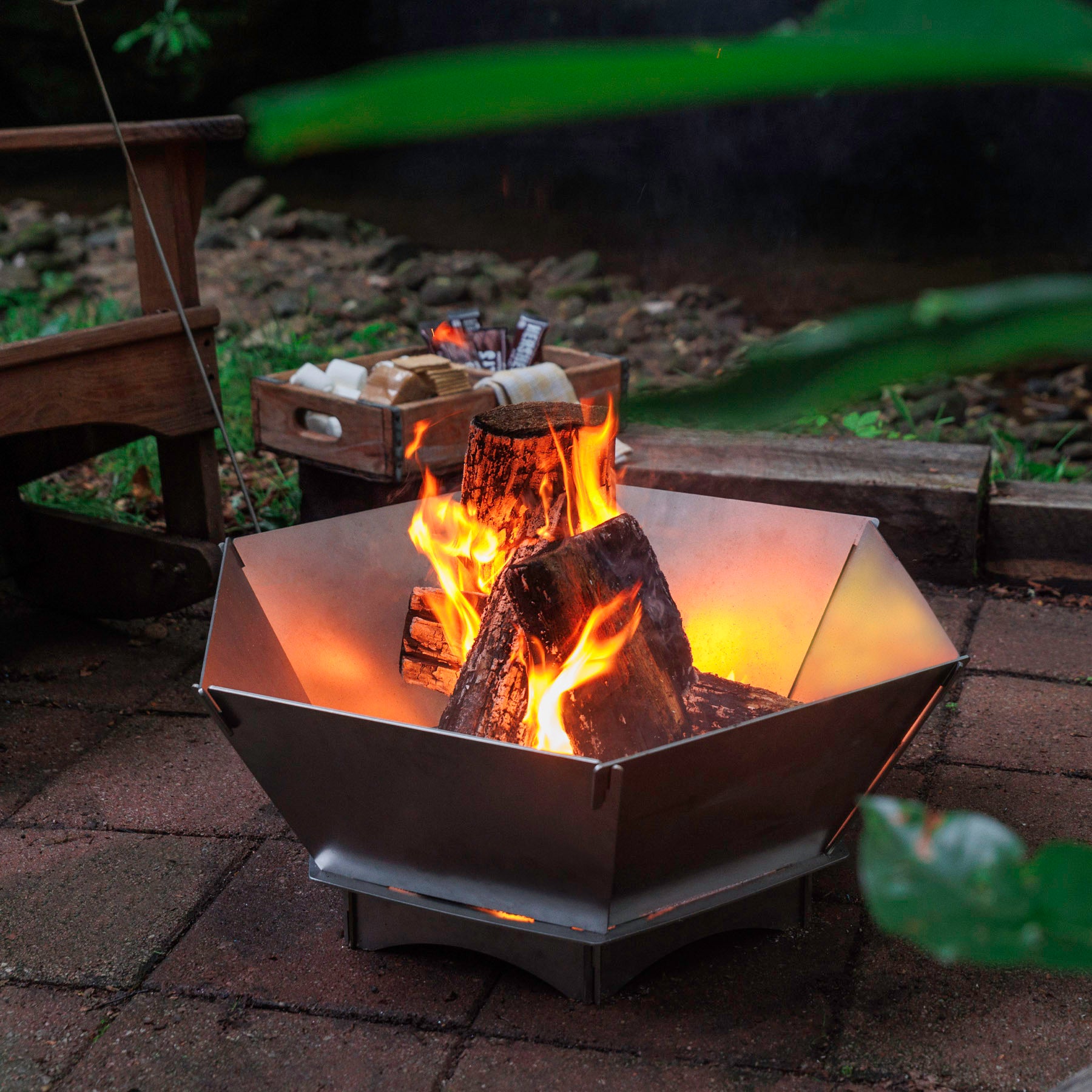 Hexa Fire Feature - Stainless - Havens | Luxury Metals