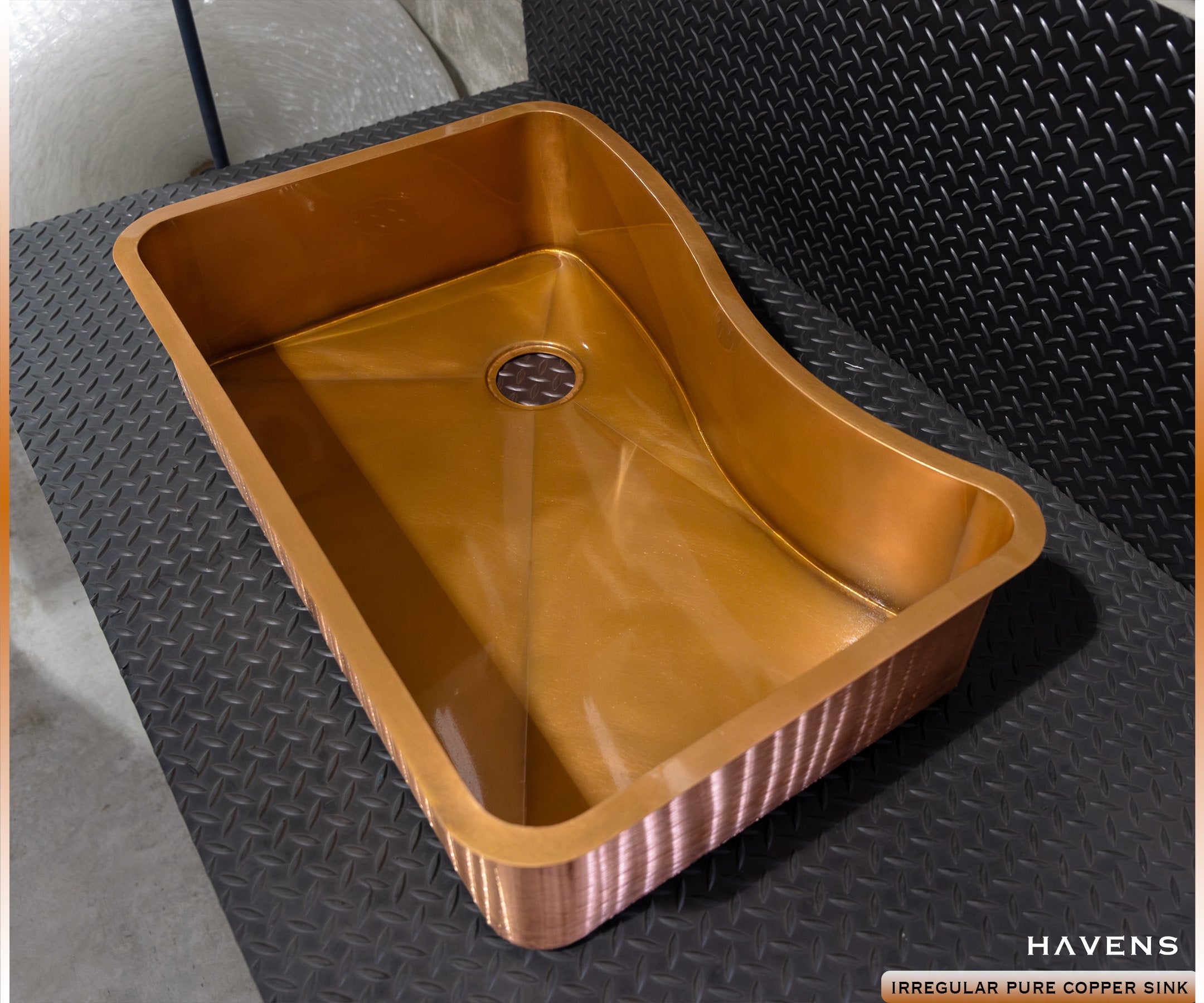 Custom Irregular Shape Sink - Pure Copper - Havens | Luxury Metals