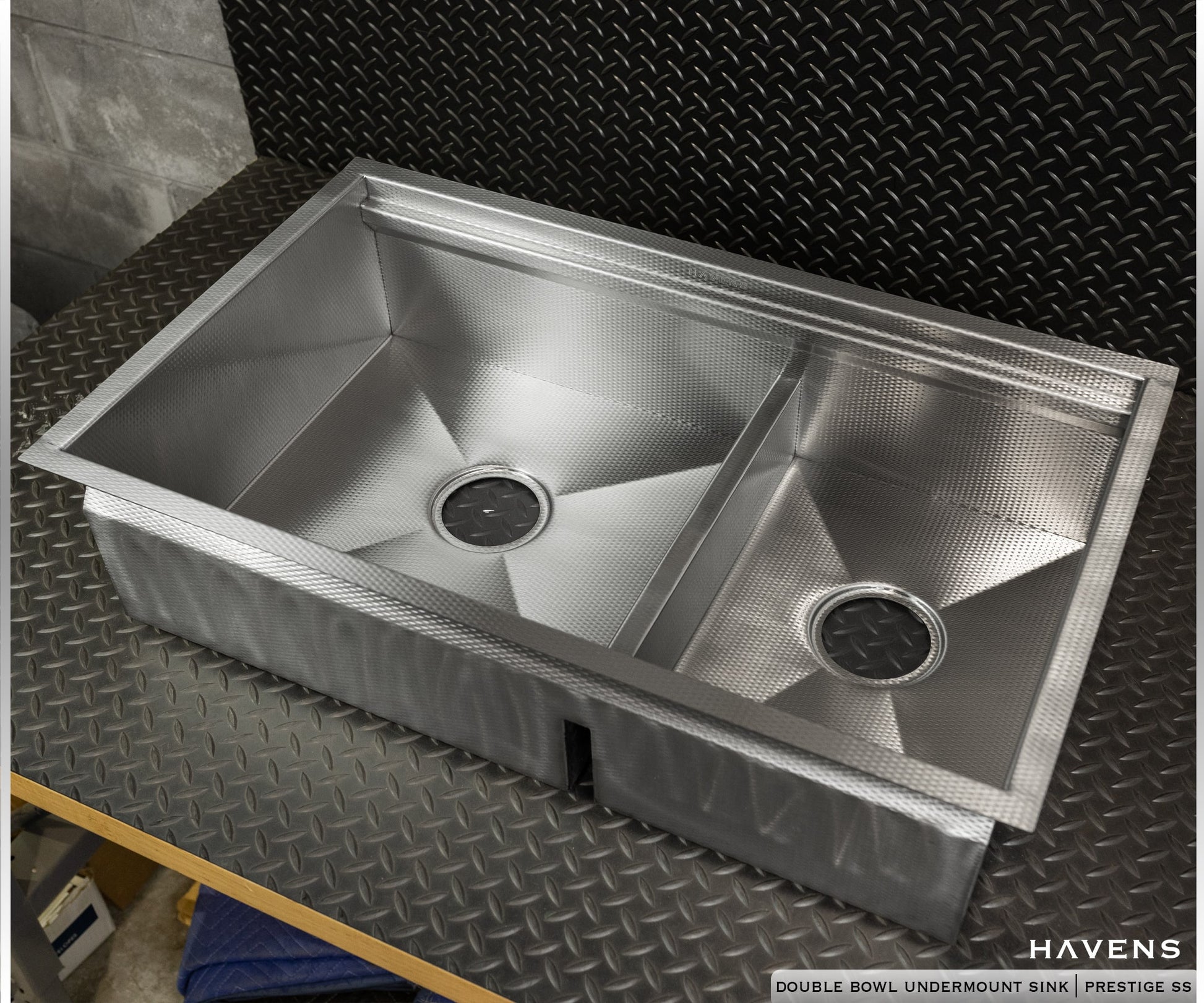 Double-Bowl Sink - Stainless Steel - Havens | Luxury Metals