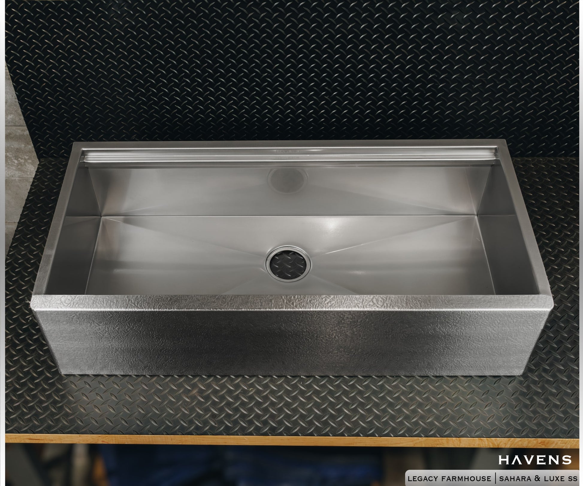 Legacy Farmhouse Sink - Split Finish Stainless - Havens | Luxury Metals