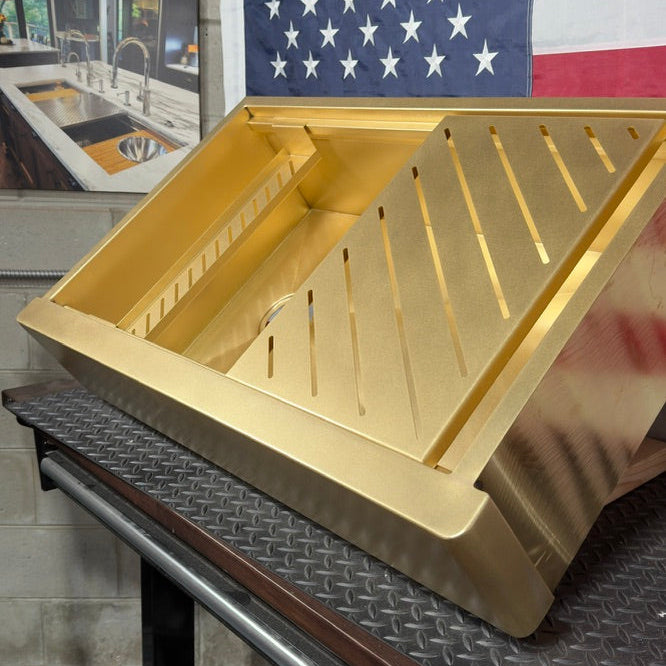 Luxe Brass Legacy Farmhouse with Accessories 