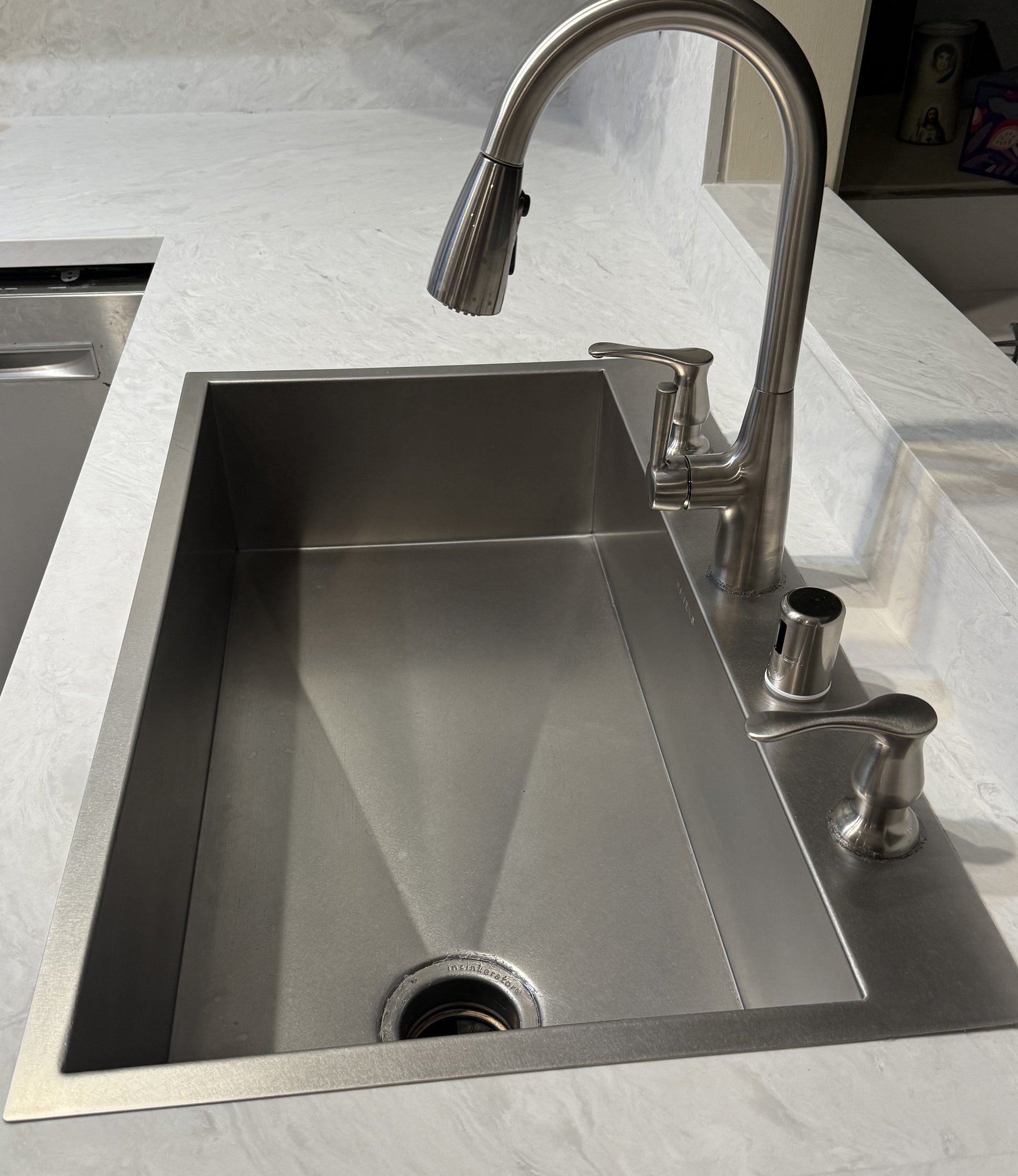 Faucet Deck Sink - Stainless Steel
