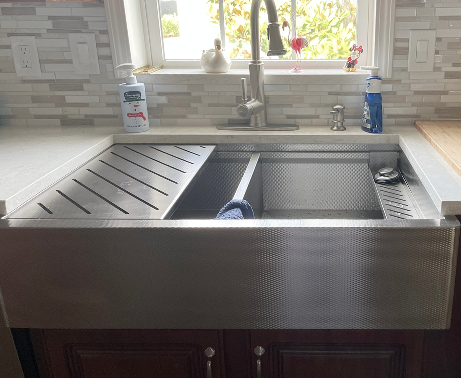 Legacy Farmhouse Sink - Stainless Steel