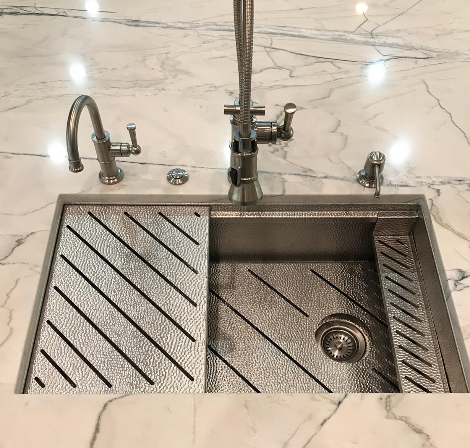 Legacy Undermount Sink - Stainless Steel