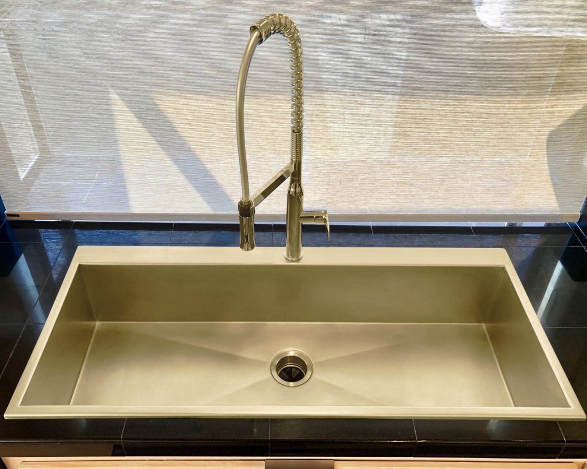 Heritage Sink - Premium Brass