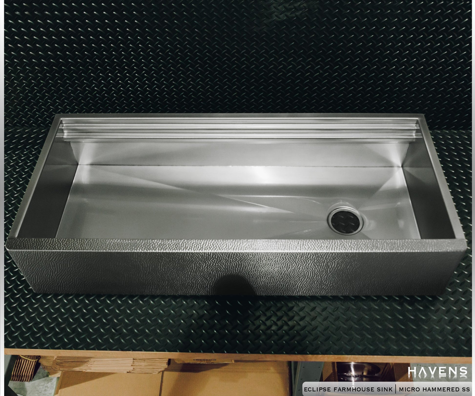 Eclipse Farmhouse Sink - Stainless Steel - Havens | Luxury Metals