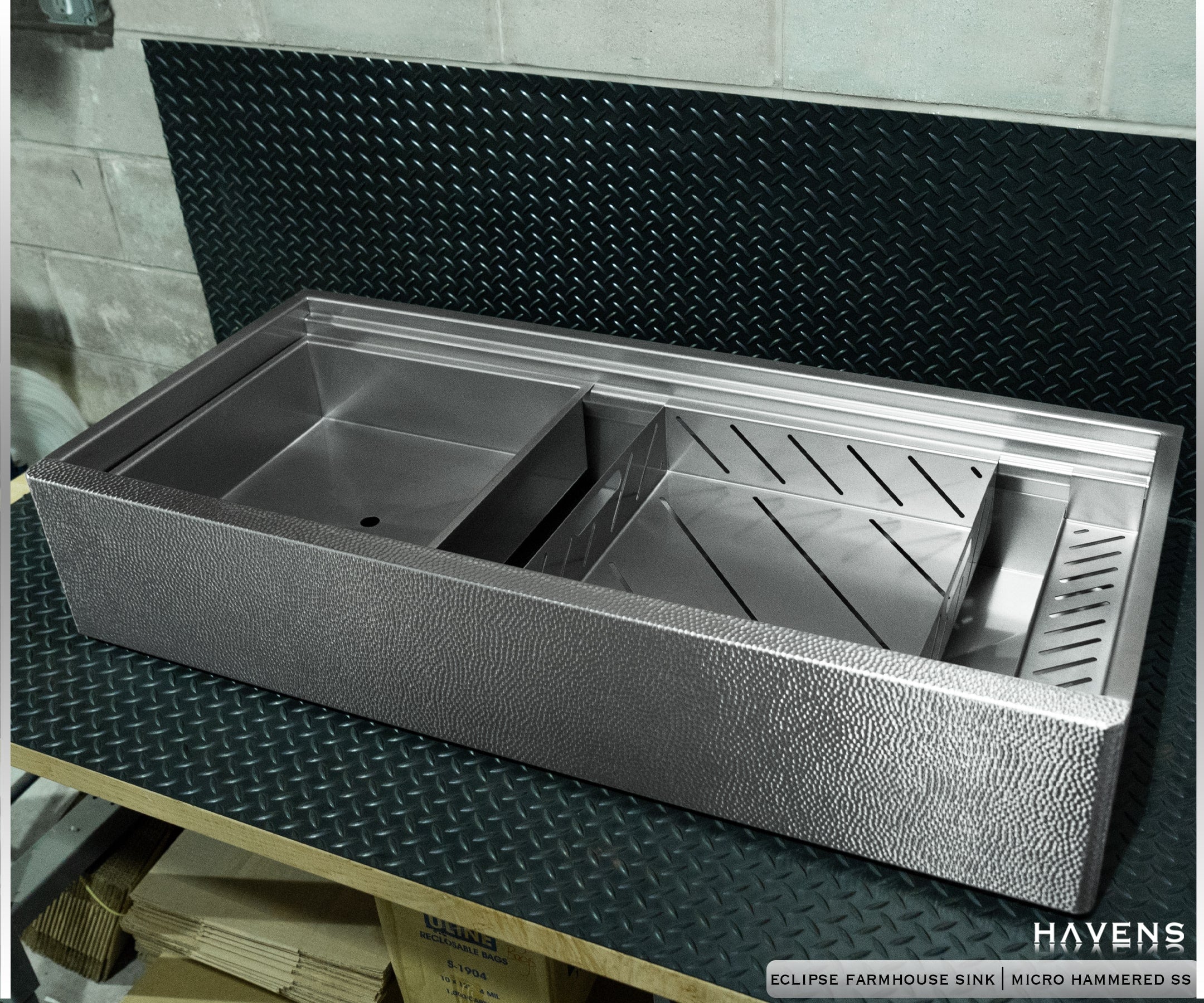 Eclipse Farmhouse Sink - Stainless Steel - Havens | Luxury Metals