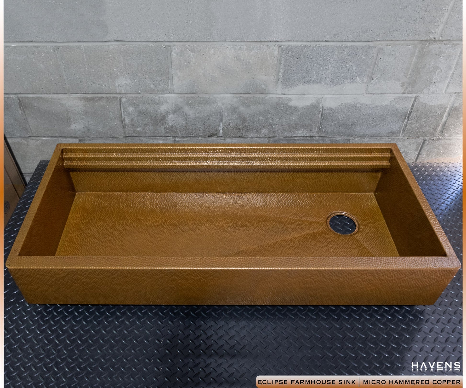 Eclipse Farmhouse Sink - Pure Copper - Havens | Luxury Metals