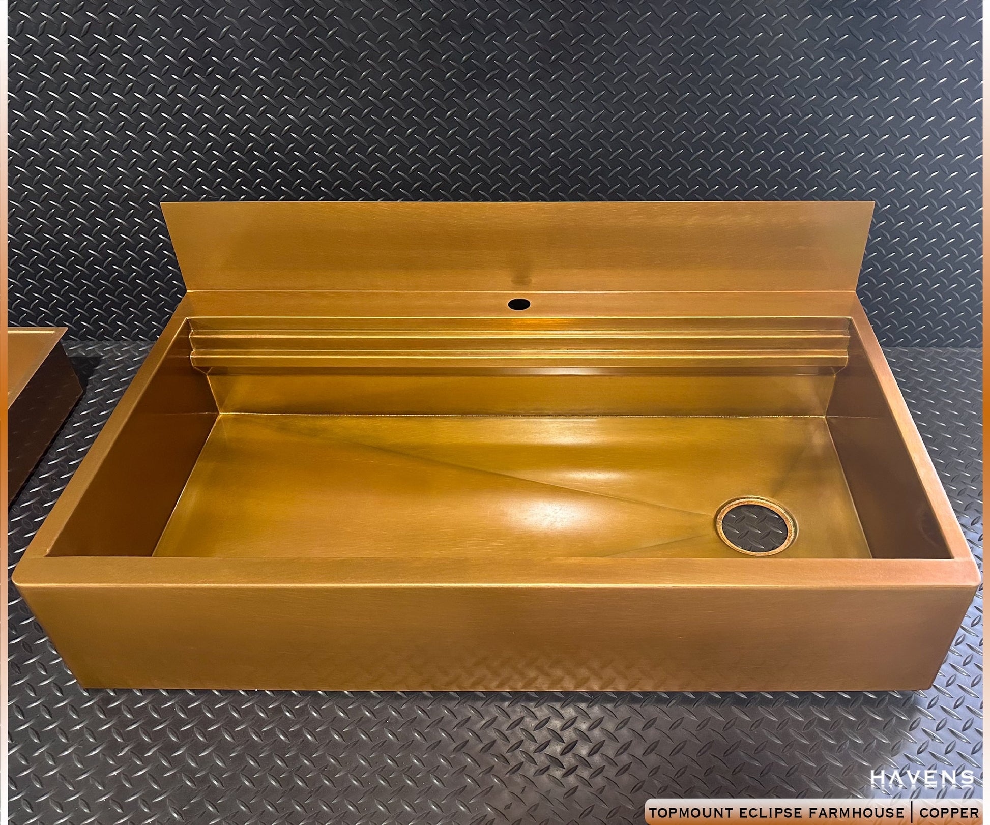 Eclipse Farmhouse Sink - Pure Copper - Havens | Luxury Metals