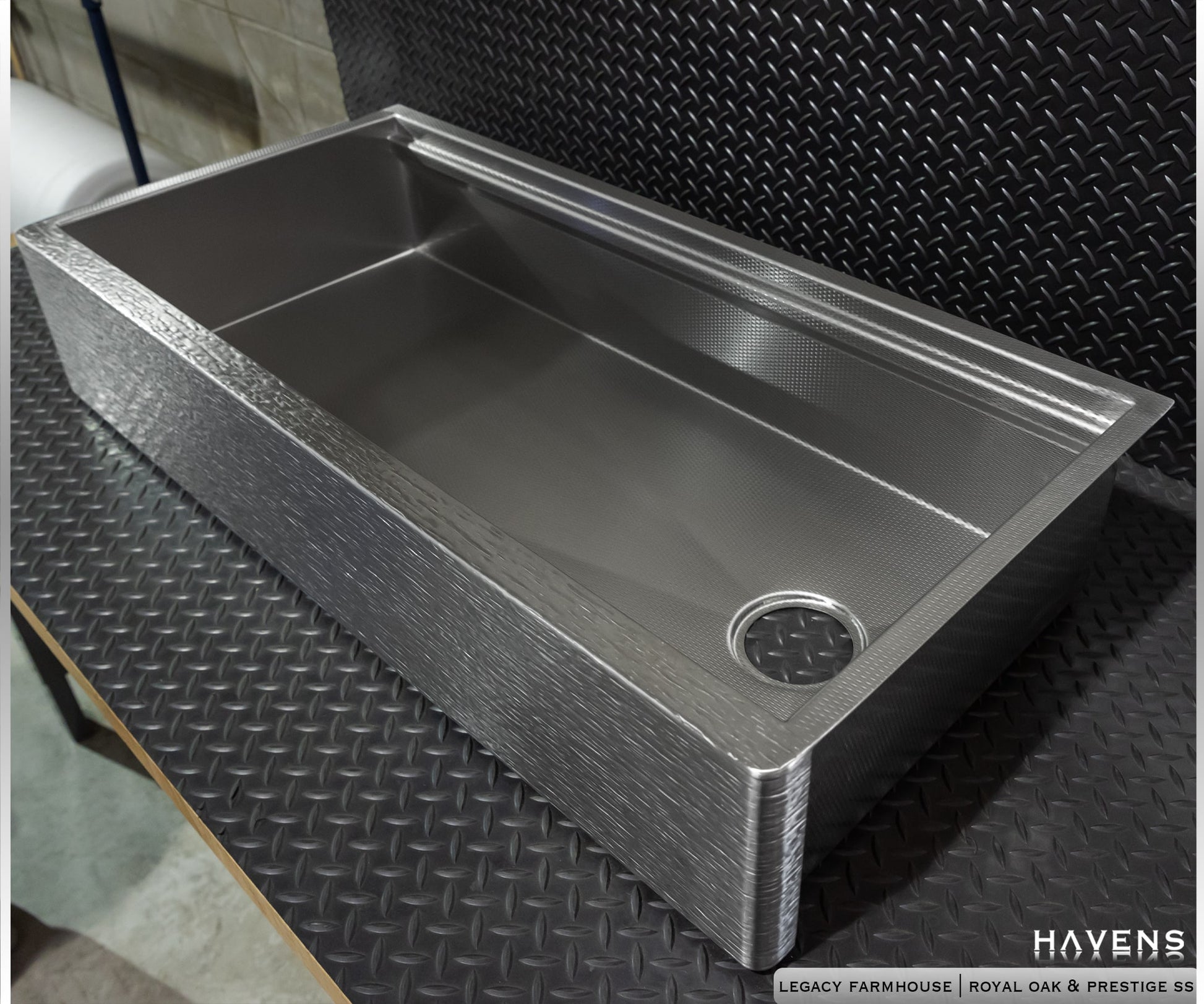 Legacy Farmhouse Sink - Split Finish Stainless - Havens | Luxury Metals