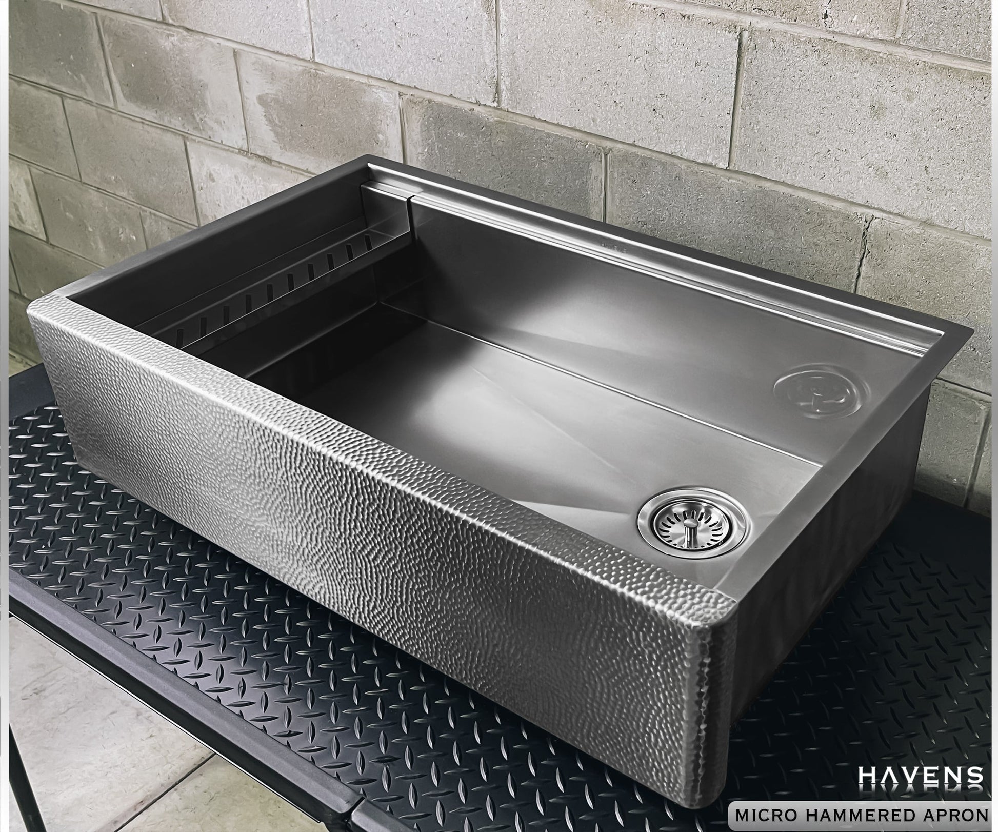 Legacy Farmhouse Sink - Split Finish Stainless - Havens | Luxury Metals