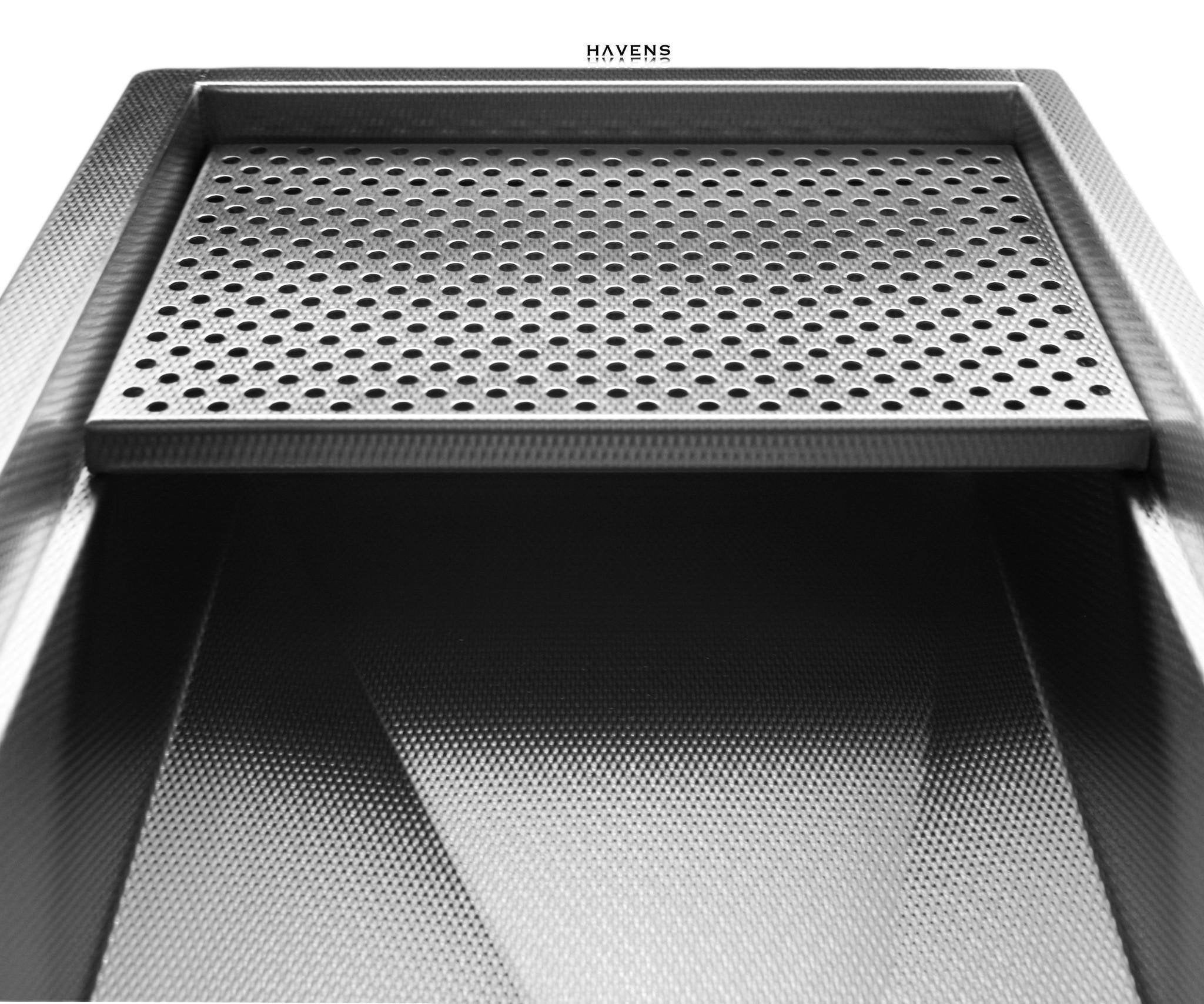 stainless steel sink with grid drain