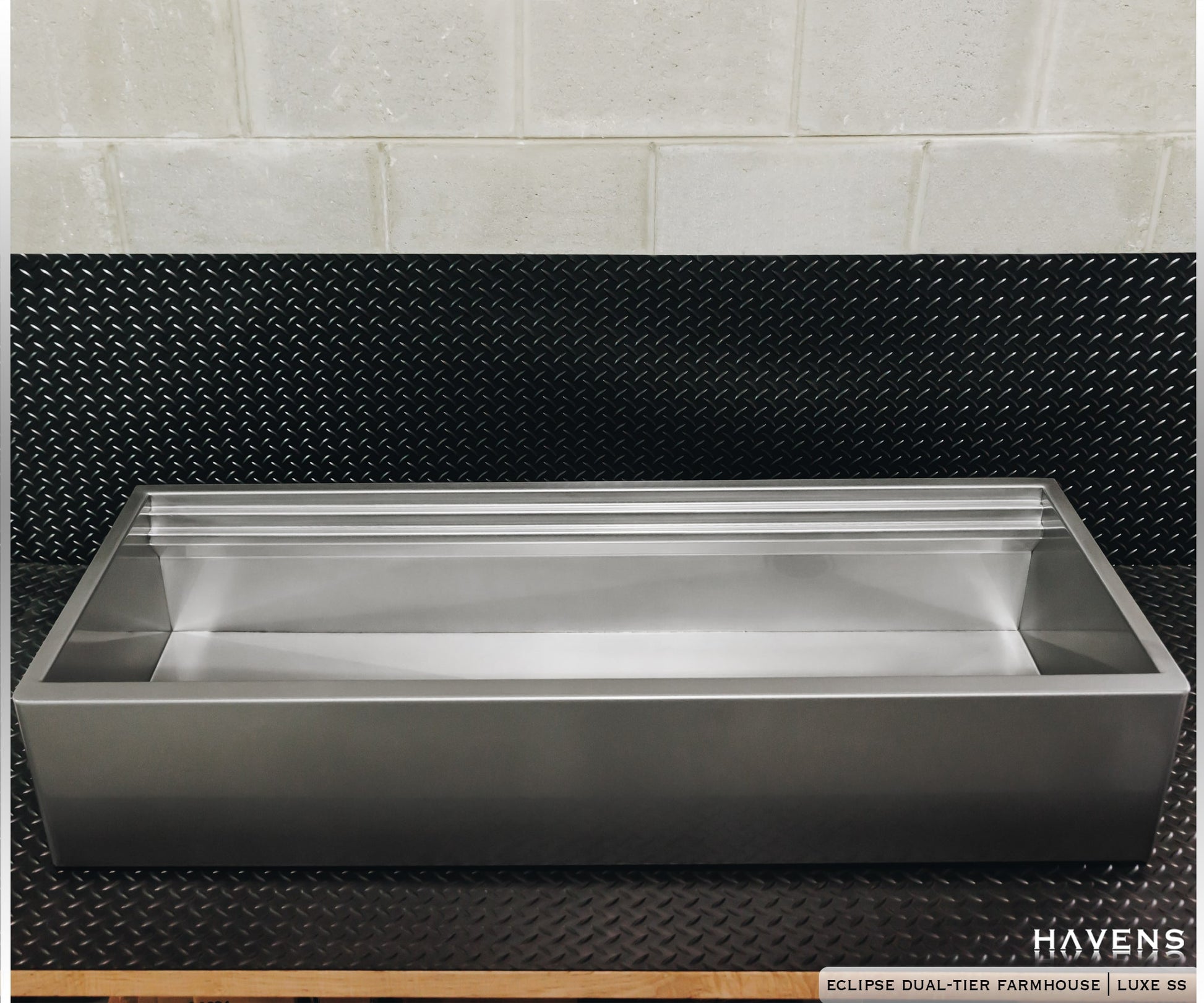 Eclipse Farmhouse Sink - Stainless Steel - Havens | Luxury Metals