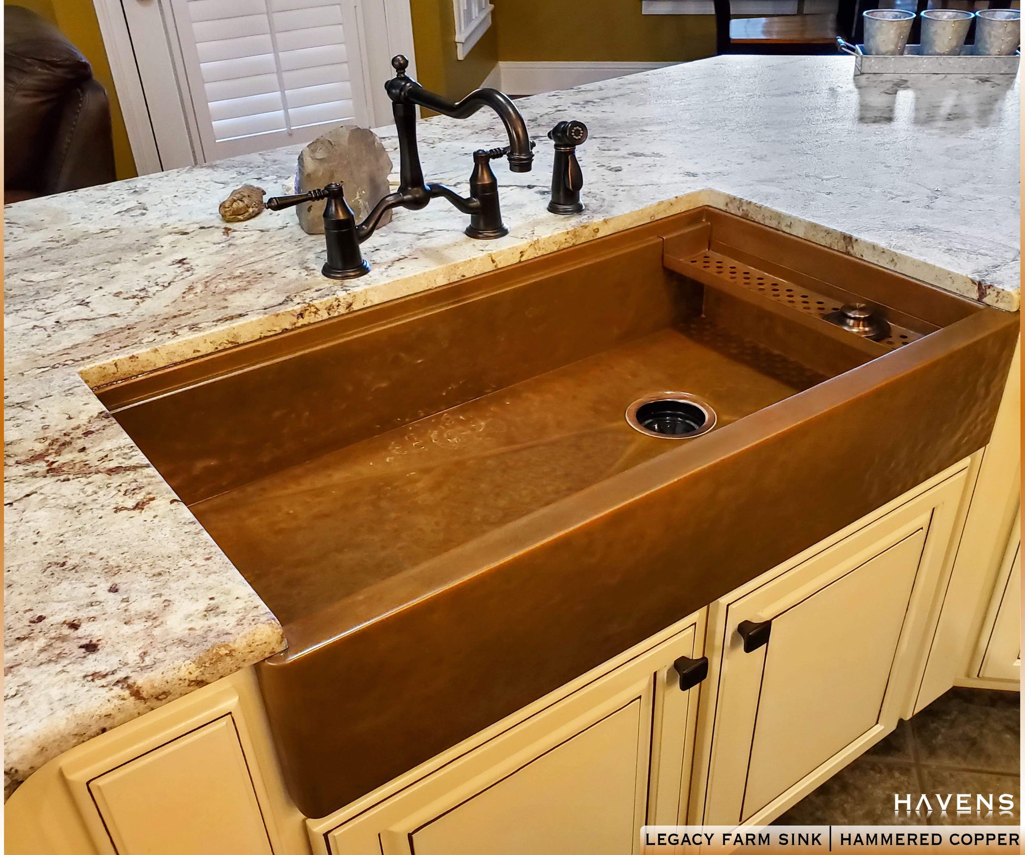 Legacy Farmhouse Sink - Micro-Hammered Copper