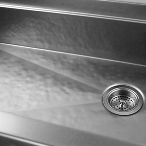 Legacy - Legacy Matte Hammered Stainless Steel Farmhouse Sink - Undermount