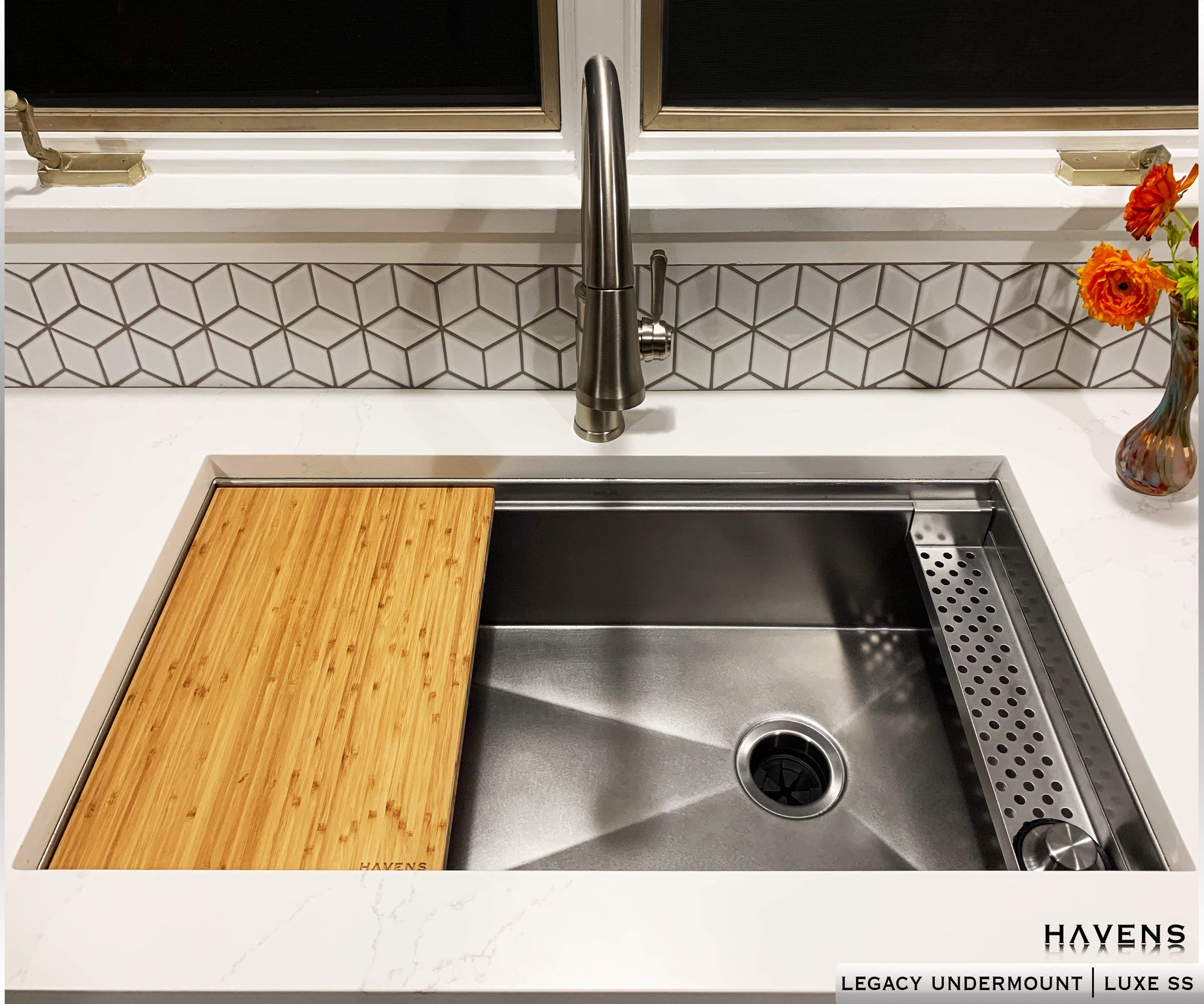 36 Stainless Steel Undermount Kitchen Sink W/ Drain Board