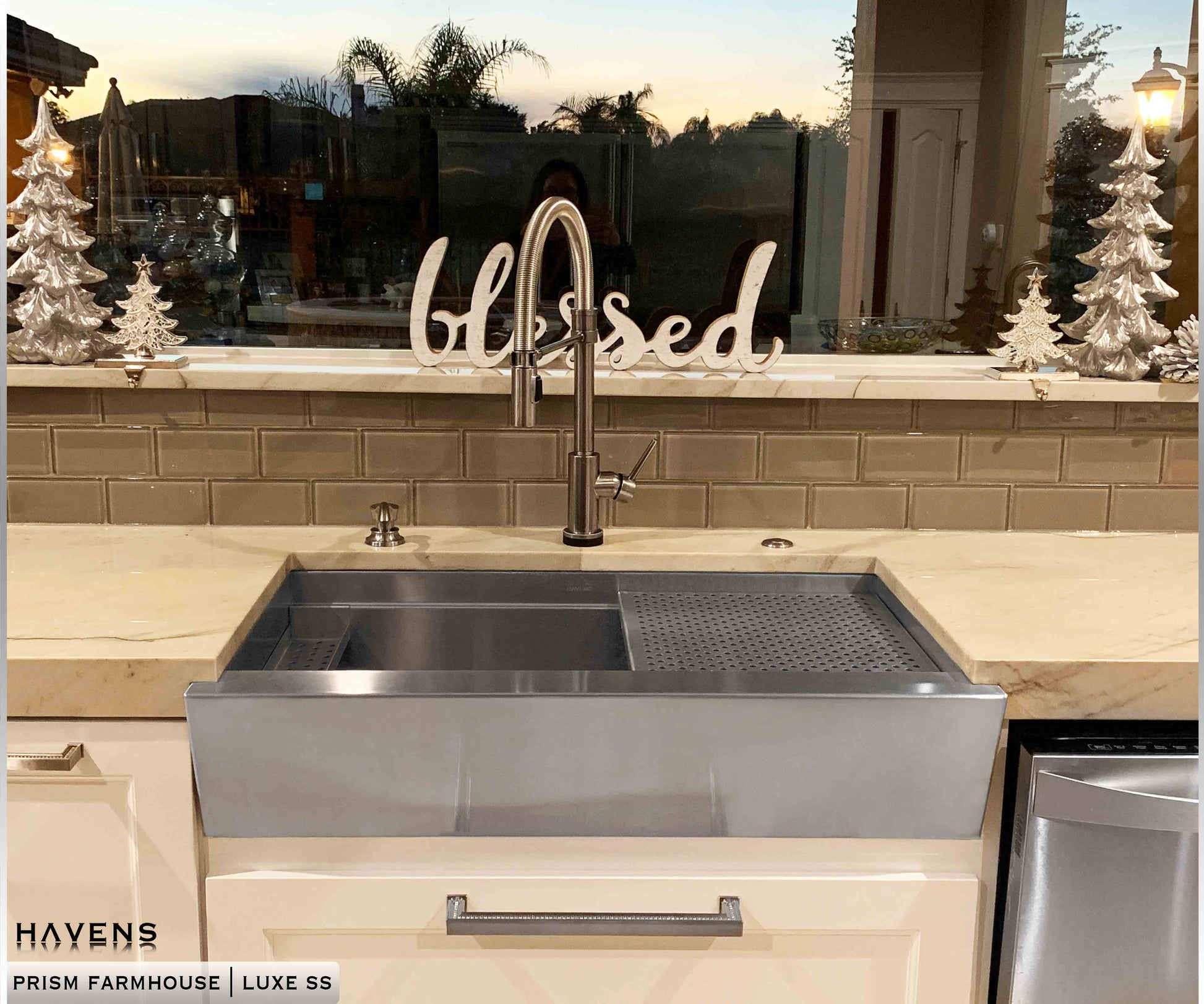 Prism Farmhouse Sink - Stainless - Havens | Luxury Metals